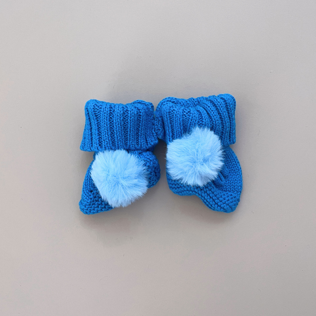 POM-POM KNITTED BOOTIES | ROYAL BLUE