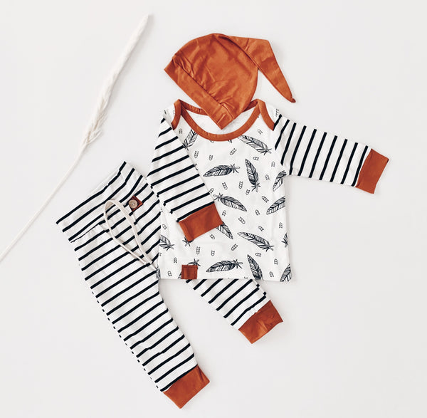 Essential Baby Clothes: When They First Come Home
