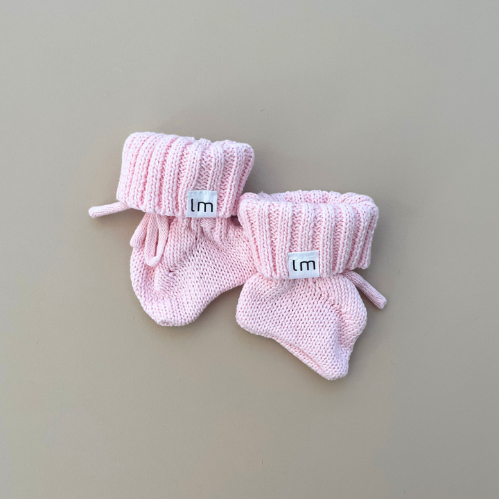 KNITTED BOOTIES | BLUSH PINK